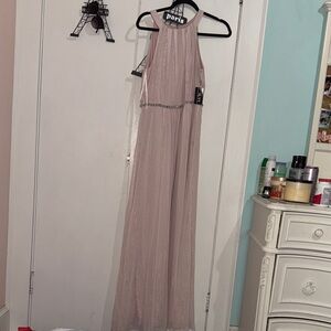 Elegant Pink Sleeveless Gown